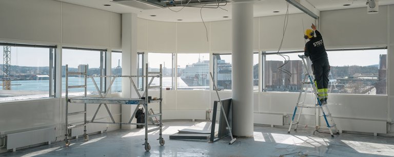 Ongoing refurbishment on top floor at Grev Wedels plass 9. Photo by Einar Aslaksen.