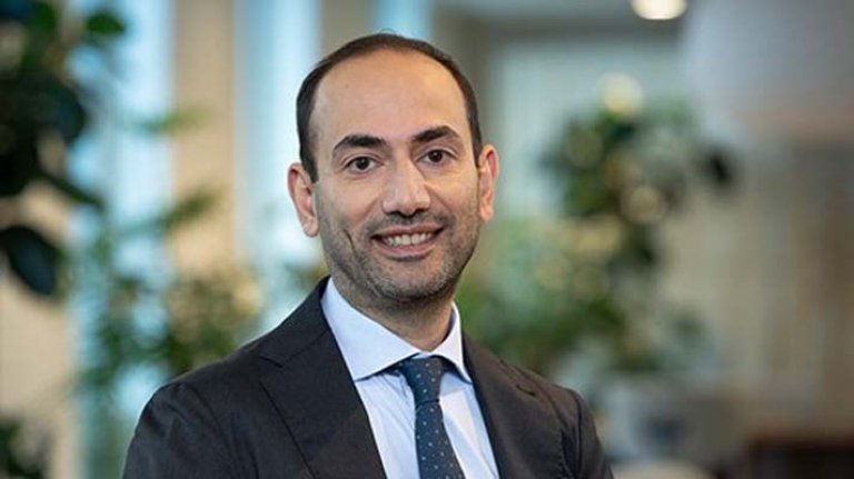 Nader-Hakimi-Fard_712x400.jpg